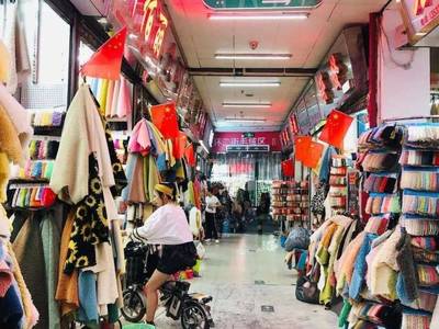 疑云下的海珠中大布匹市場(chǎng)，會(huì)搬遷嗎？——聚焦針紡織品銷售未來(lái)